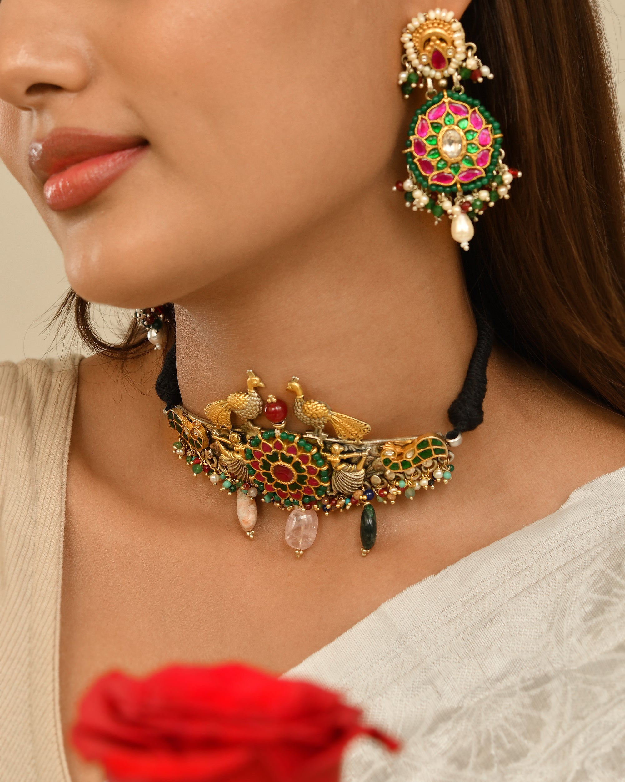 Mayur Kundan Statement Choker