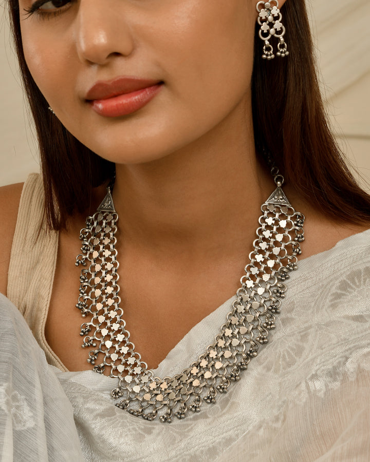 Maharani Fringe Choker Set