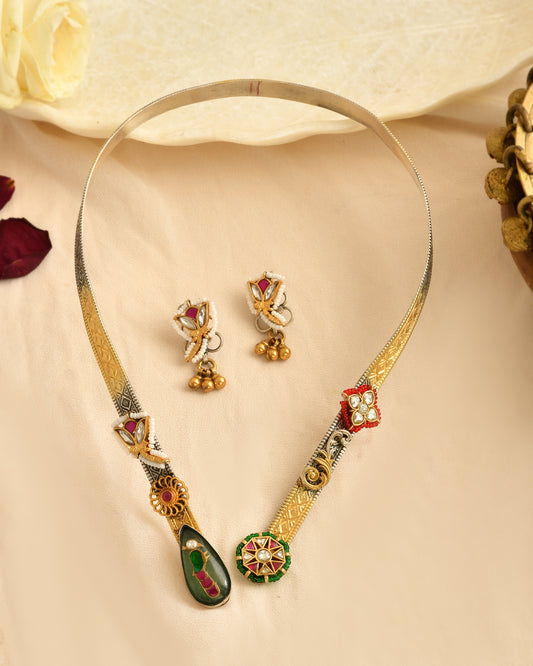 Heritage V-Collar Necklace (With Earrings)