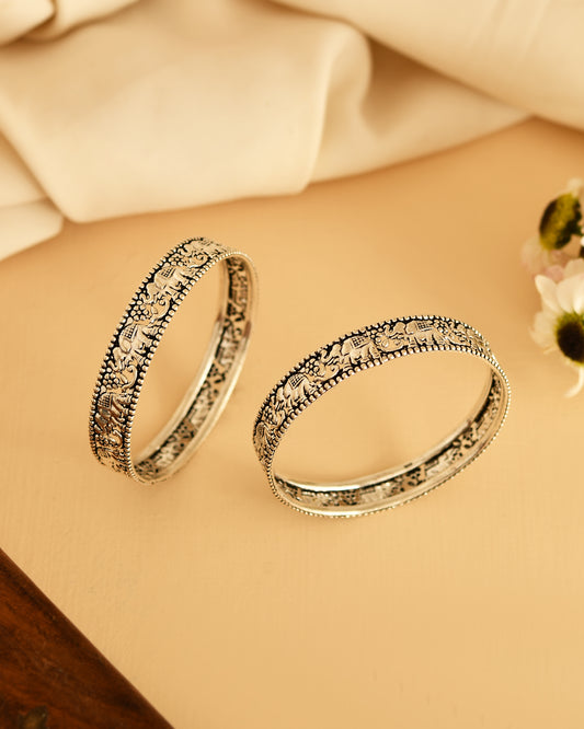 Maharani Carved Silver Bangles