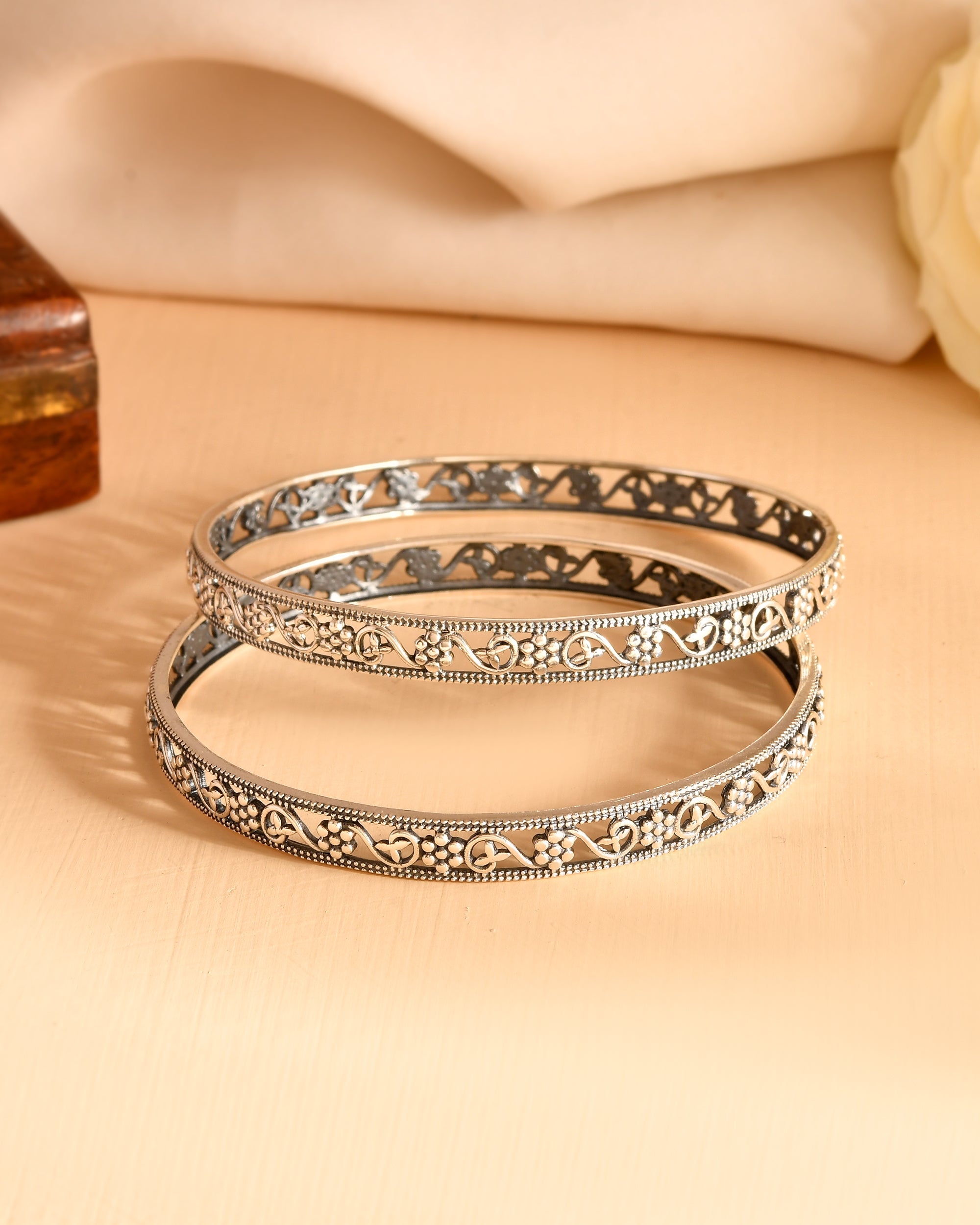 Vine Filigree Silver Bangles