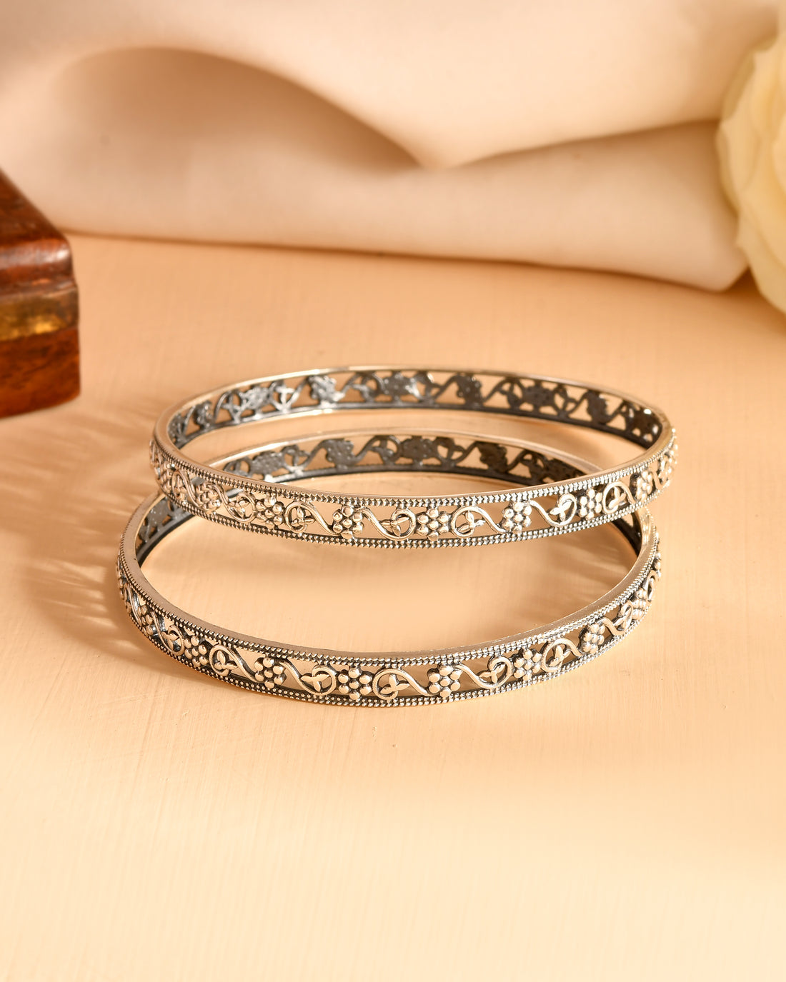 Vine Filigree Silver Bangles