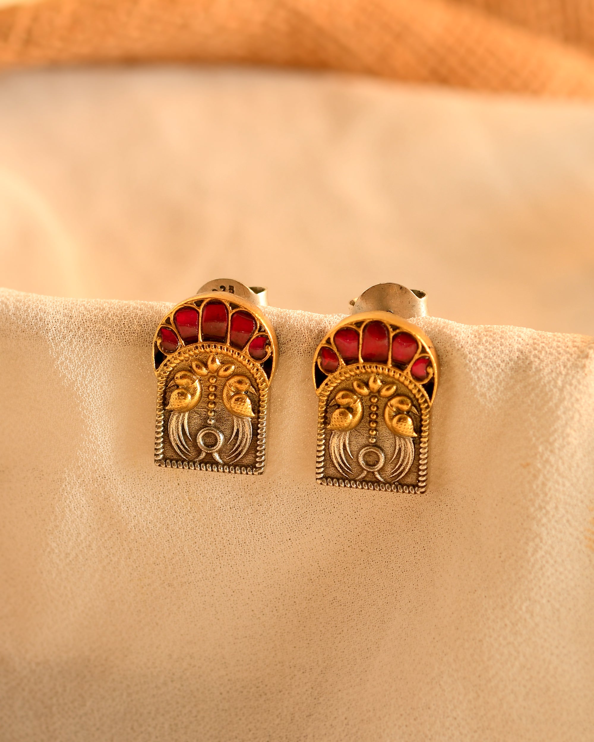 Heritage Arch Silver Stud Earrings